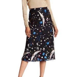 ✨Moving sale✨ Alice and Olivia Kiera skirt
